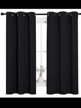 NICETOWN Pitch Black Solid Thermal Insulated Grommet Blackout CurtainsDrapes